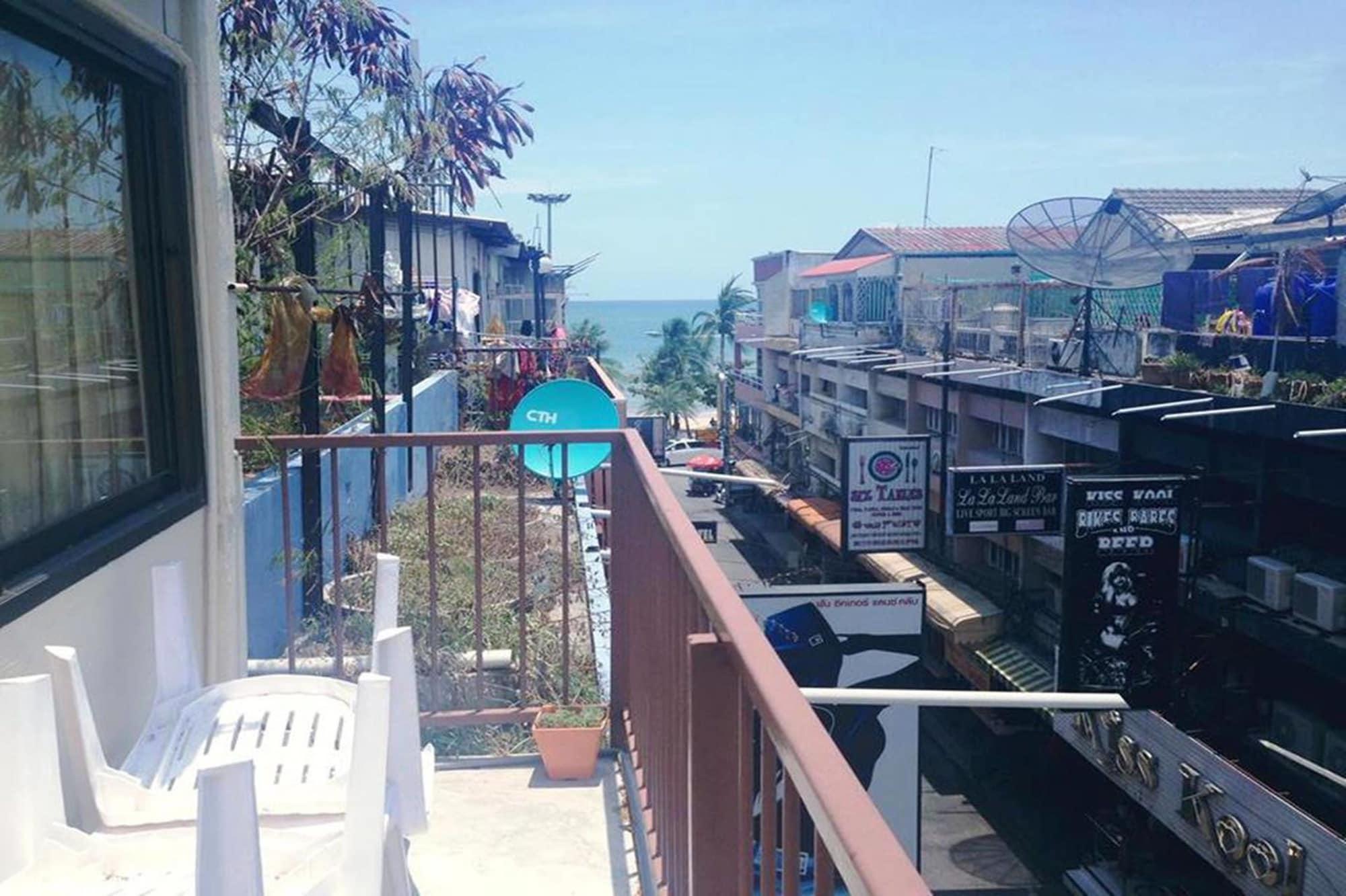 Sandman Hotel & Sports Bar Pattaya ภายนอก รูปภาพ