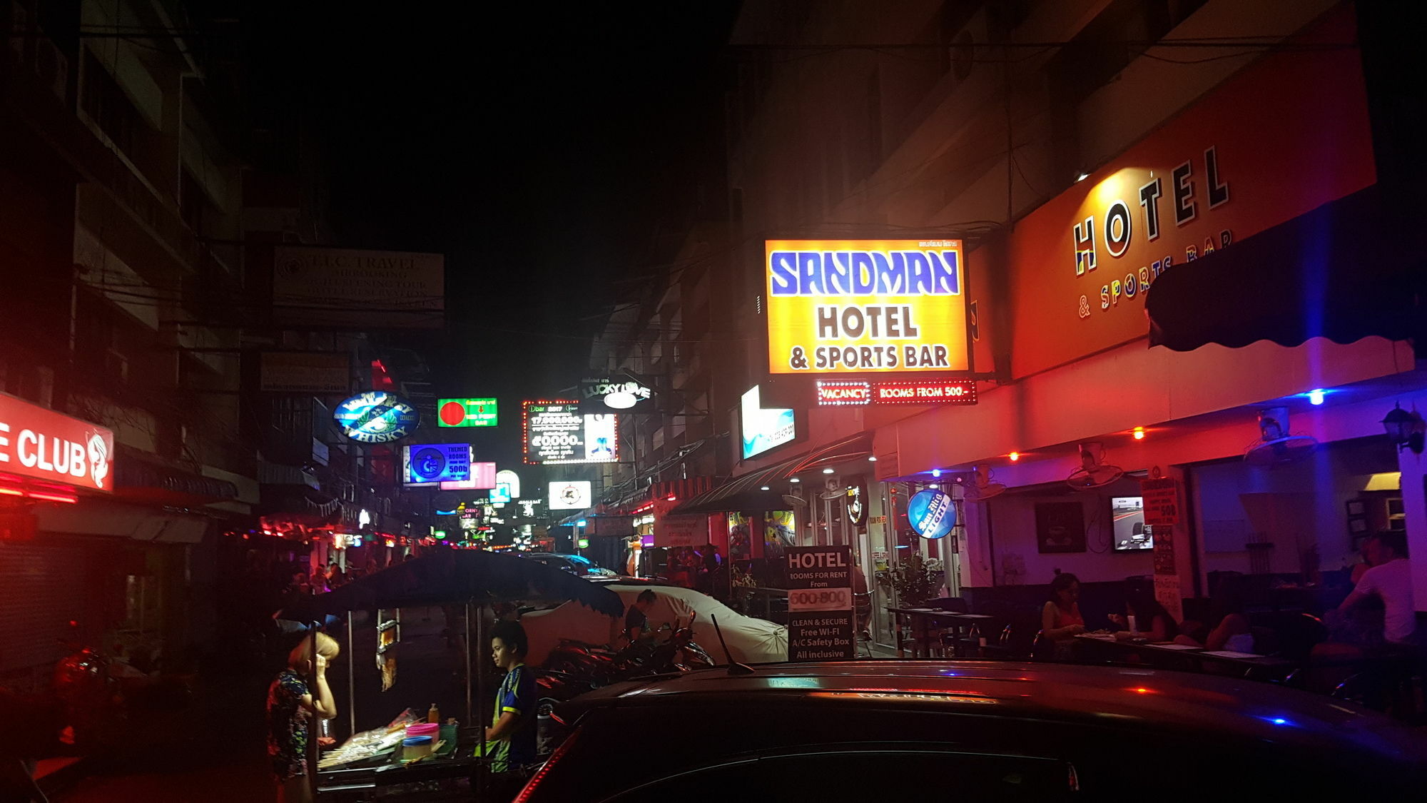 Sandman Hotel & Sports Bar Pattaya ภายนอก รูปภาพ